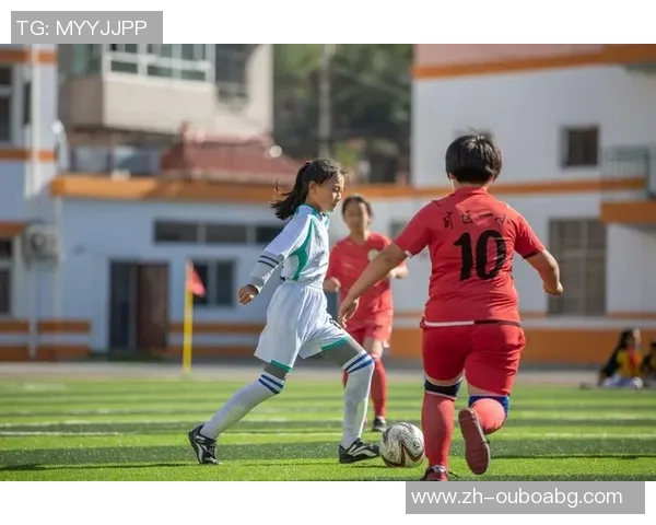 团结拼搏共铸辉煌足球团队精神的力量与魅力探讨 团结拼搏共铸辉煌足球团队精神的力量与魅力探讨